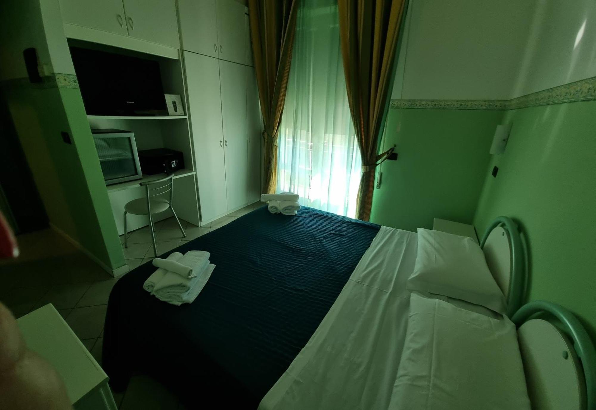 Hotel K2 Cervia 3 Stelle Sup Εξωτερικό φωτογραφία