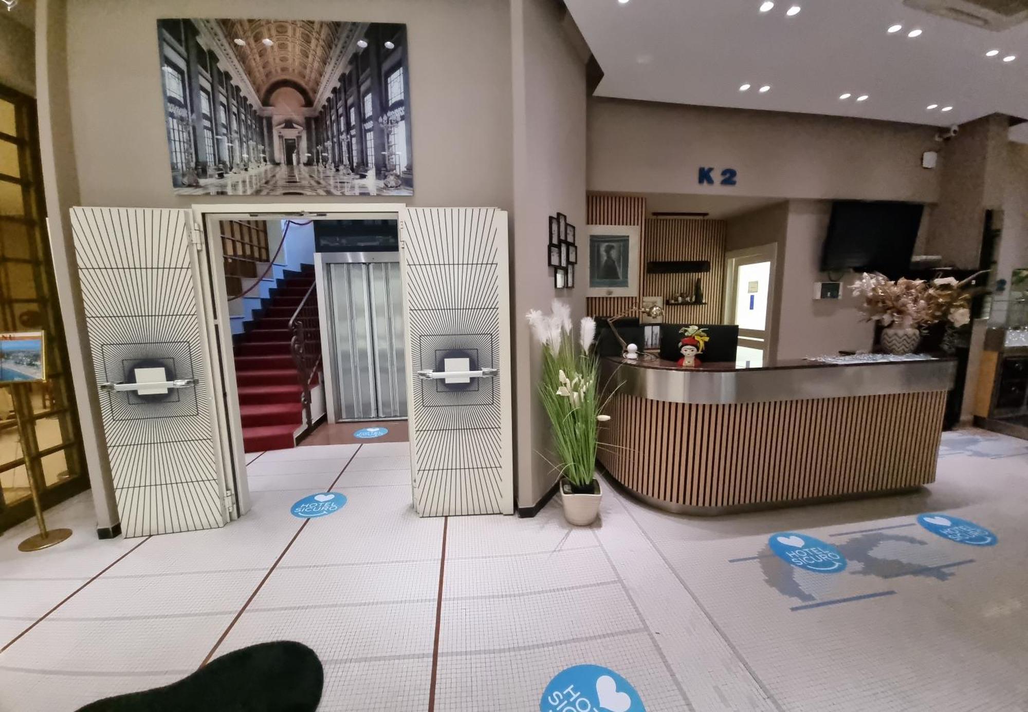 Hotel K2 Cervia 3 Stelle Sup Εξωτερικό φωτογραφία